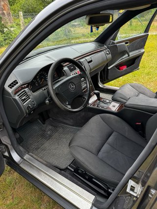 Mercedes-Benz Classe E (214) 1996