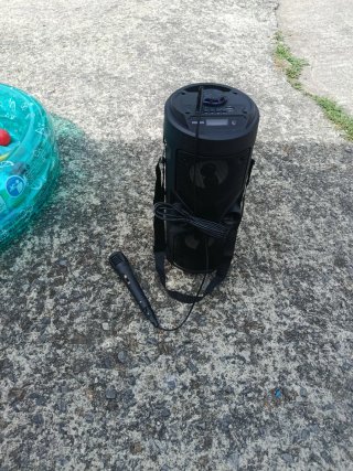 Pack 4 altavoces Bluetooth + coche Ale-Hop