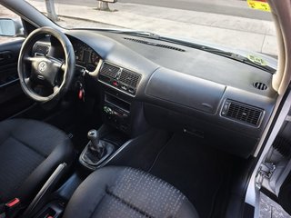 Volkswagen Golf 2001