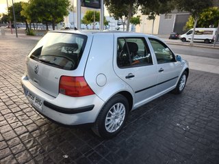 Volkswagen Golf 2001