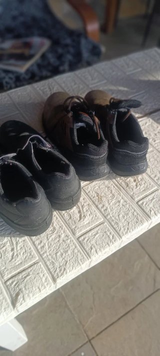 Lote 3 pares zapatos seguridad talla 39
