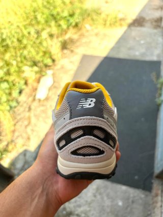 New Balance 204 Grigio Giallo