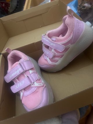 Zapatillas con ruedas Aimoge talla 30