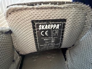 Zapatos de trabajo azul talla 37