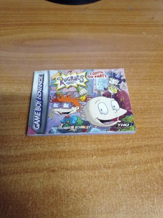 Libreta Game Boy Advance y libros de juegos