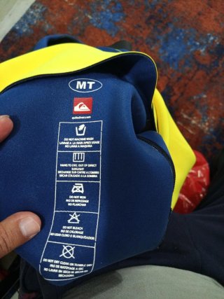 Traje Neopreno Quiksilver Niño Talla MT
