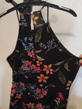 Vestido estampado floral negro