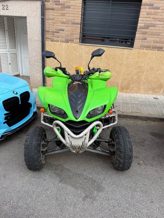 Kawasaki KFX 700 Verde