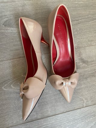 Zapatos Zara Beige Talla 37 con Lazo