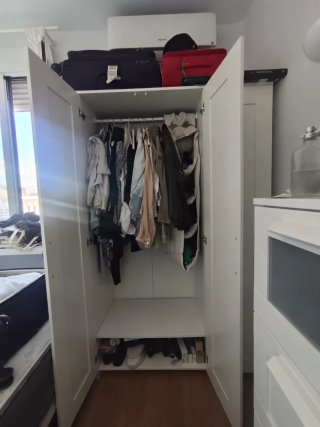 Armario BRIMNES 3 puertas blanco con espejo