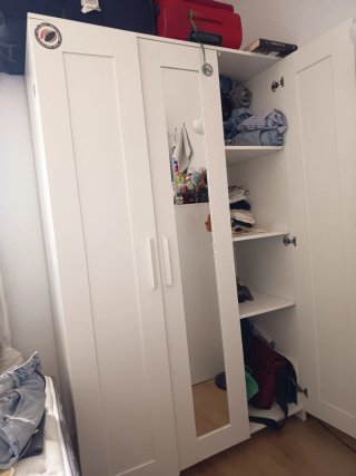Armario BRIMNES 3 puertas blanco con espejo