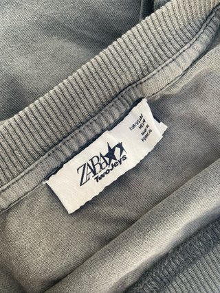 Camiseta Zara x Two Jeys Gris