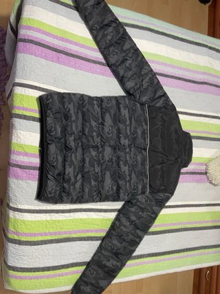 Chaqueta Ellesse camuflaje gris y negra