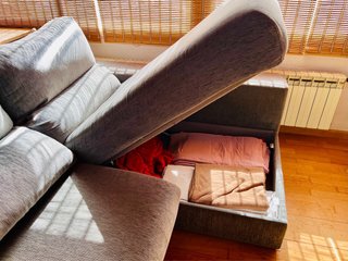 Sofá 3 plazas con chaise longue.