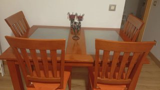 Mesa comedor madera con 4 sillas