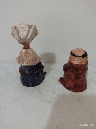 Statuette suora e frate Pace e bene