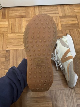 Zapatos Lacoste Beige y Blancas