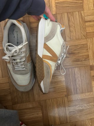 Zapatos Lacoste Beige y Blancas