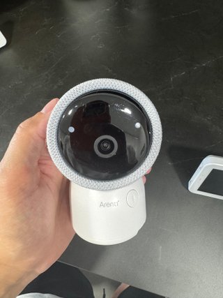 Arenti Nanny Cam 2K UHD con Pantalla LCD