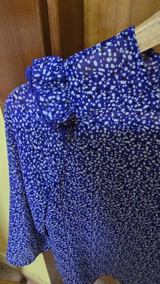 Blusa Pull&Bear Estampada Azul Talla S