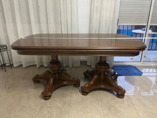 REGALO Mesa de comedor clásica de madera
