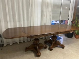 REGALO Mesa de comedor clásica de madera