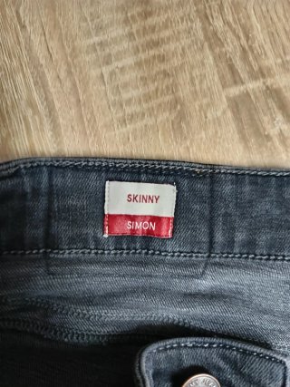 Pantalón Tommy Hilfiger Gris Slim Fit