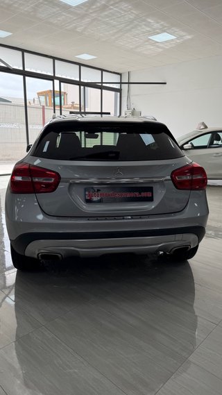 Mercedes-Benz GLA 2015