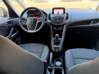 Opel Zafira 2016