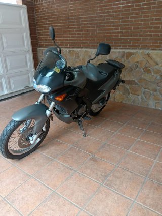 Aprilia Pegaso 650 2005