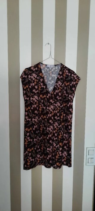 Vestido floral Mango