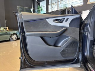 AUDI SQ8 TDI quattro tiptronic