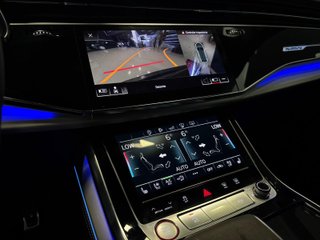AUDI SQ8 TDI quattro tiptronic