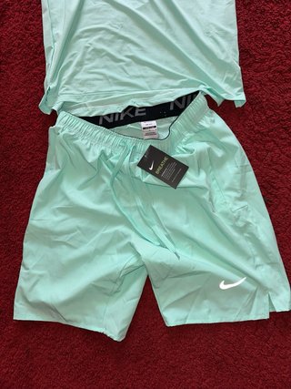 Completo Nike Dri-Fit Verde