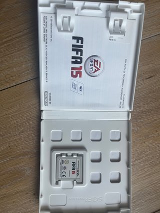 Edizione Legacy di FIFA 15 per Nintendo 3DS