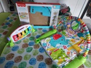 Gimnasio Piano Fisher-Price Luces y Música
