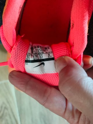 Zapatillas Nike Naranja y Rosa