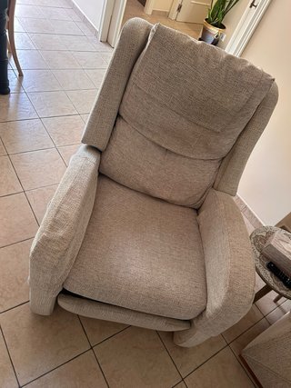 Sofá y 2 sillones de tela beige