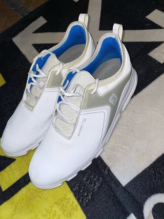 Zapatos de golf blancos