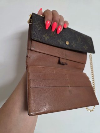 Cartera Louis Vuitton Marrón y Dorada