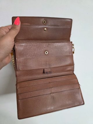 Cartera Louis Vuitton Marrón y Dorada