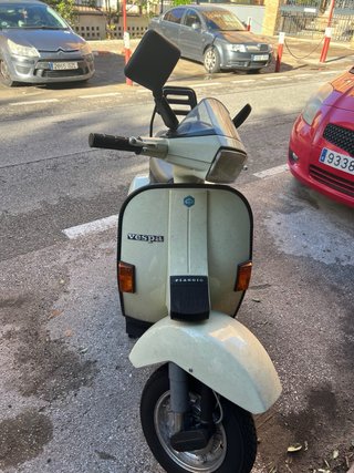 Vespa TX200 Beige