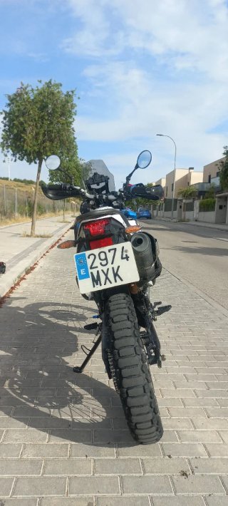Voge 300 Rally Azul/Blanco  5.900 km