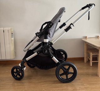Carricoche Bugaboo Fox Gris. Silla y capazo.