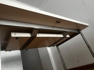 Mesa de comedor blanca ( Precio negociablej