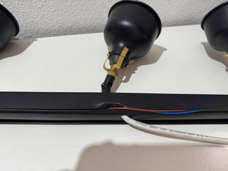 Aplique de techo negro y blanco