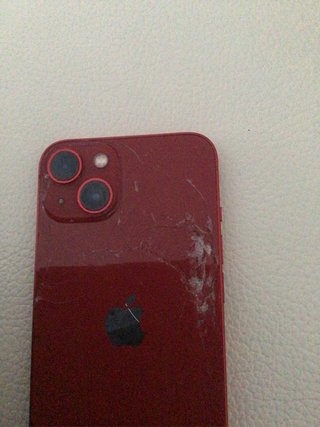 iPhone 13 Rojo - Salud de Batería 77%,