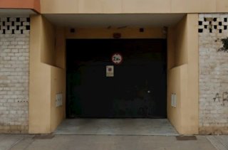 Alquilo plaza garaje
