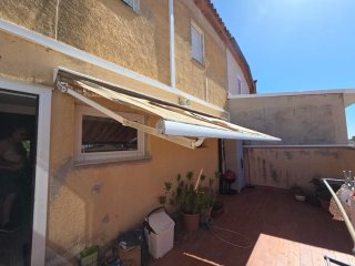 Toldo de pared extensible de 4,5 m con estructura