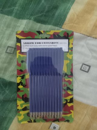 Coltello e balestra vedi foto